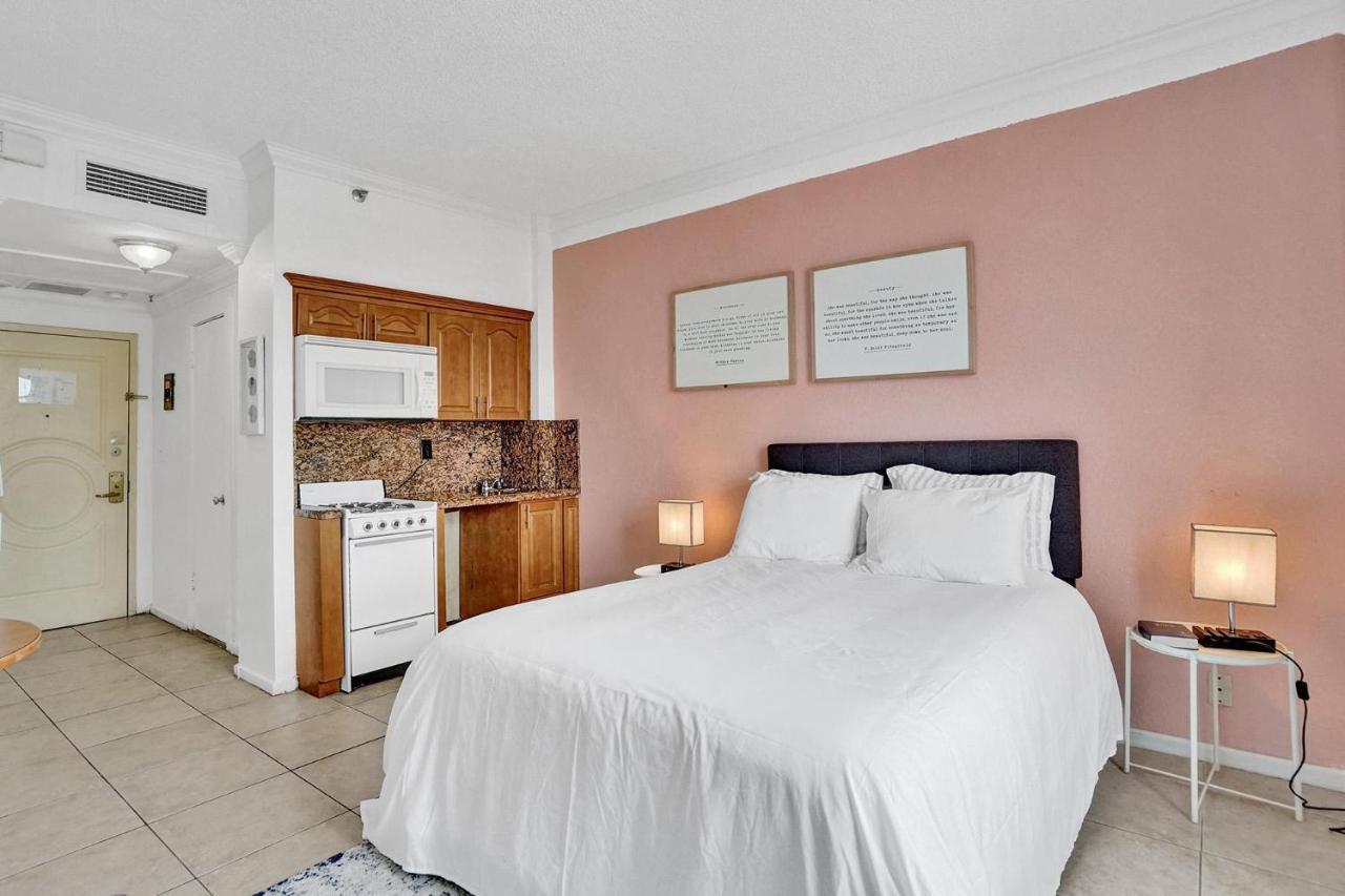 Beach Front Suite At Hollywood Beach Resort, Direct Beach Access, Swimming Pool Exteriör bild