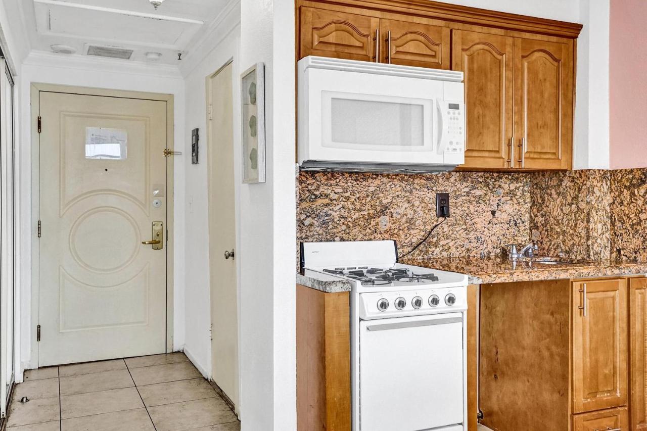 Beach Front Suite At Hollywood Beach Resort, Direct Beach Access, Swimming Pool Exteriör bild